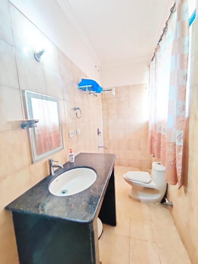 Amazing Hilltop 4 Bhk Villa With Private Pool Near Candolim Exterior photo
