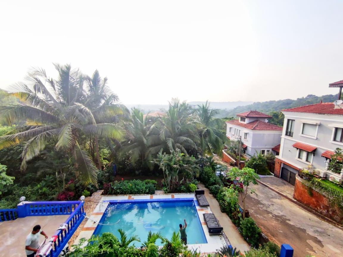 Amazing Hilltop 4 Bhk Villa With Private Pool Near Candolim Exterior photo