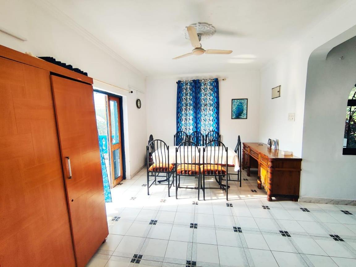 Amazing Hilltop 4 Bhk Villa With Private Pool Near Candolim Exterior photo